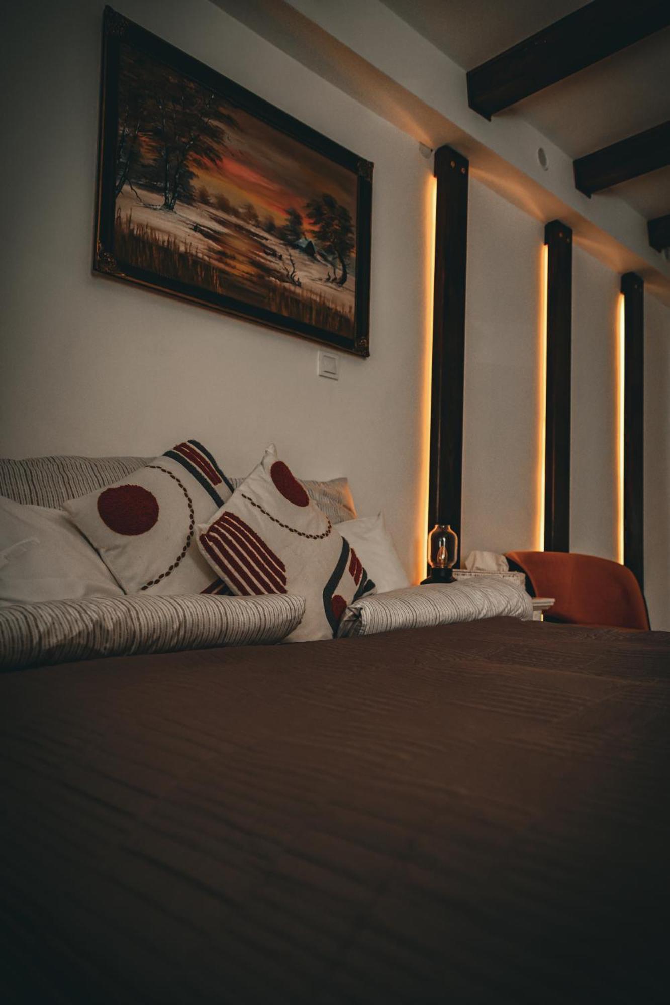 Kishaz Apartman Eger Zewnętrze zdjęcie
